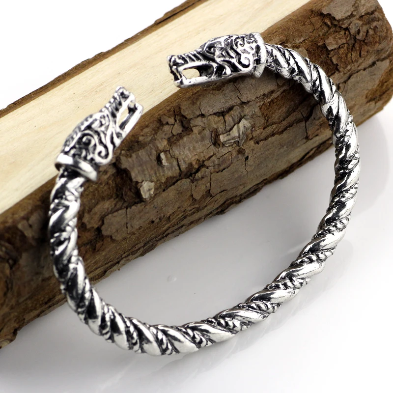 Высокое качество бронза и антикварный цвет двуглавый волк Фенрир бижутерия в