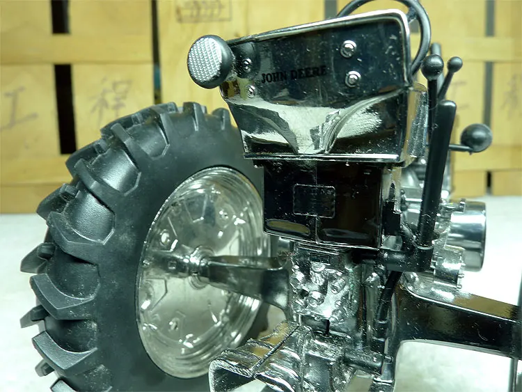 KNL HOBBY J Deere 60 посеребренный металл сельскохозяйственный трактор модель автомобиля ограниченная часы в советском стиле 1:16