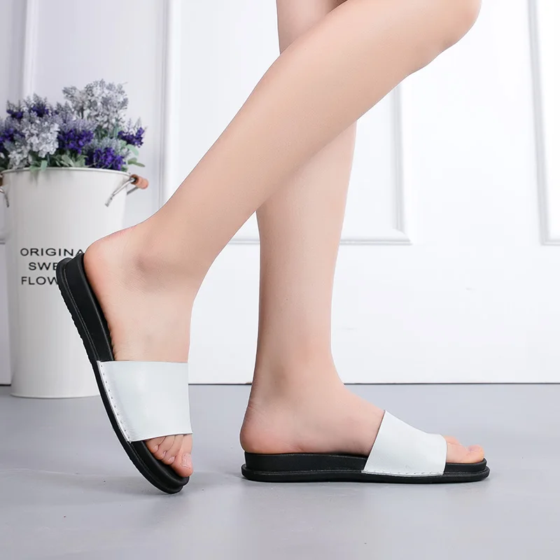 Женские тапочки Новинка лета 2019 кожаные Весенняя домашняя обувь женские с