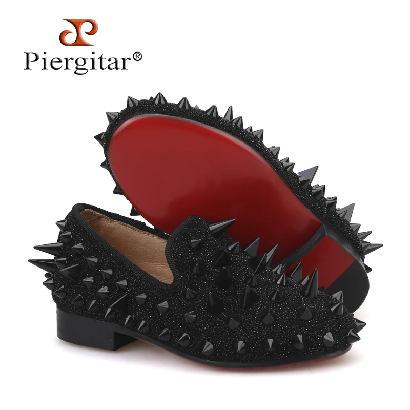 Piergitar 2021 new style parental shoe same men loafers design children spikes loafers handmade party and wedding kid slippers