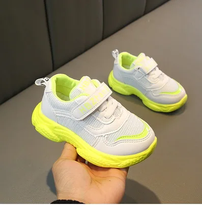 Новинка Флуоресцентные цвета Детская обувь Дышащие кроссовки Сезон весна