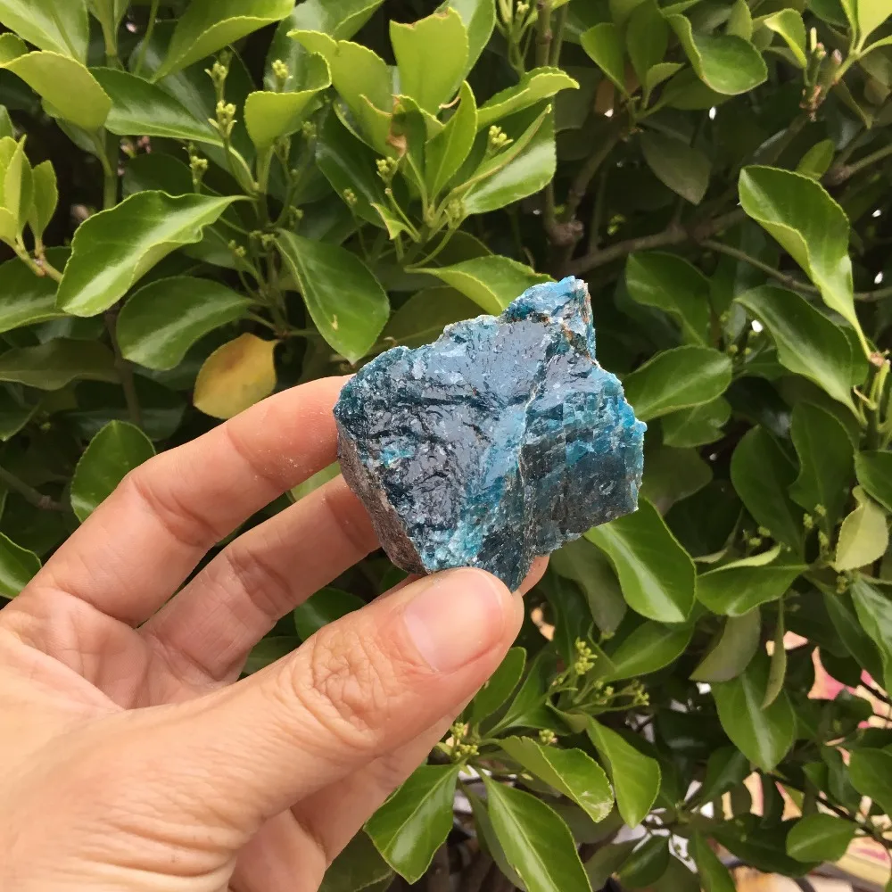 

50-150g Natural apatite Crystal Rough Raw Stone Rock Specimen From Madagascar