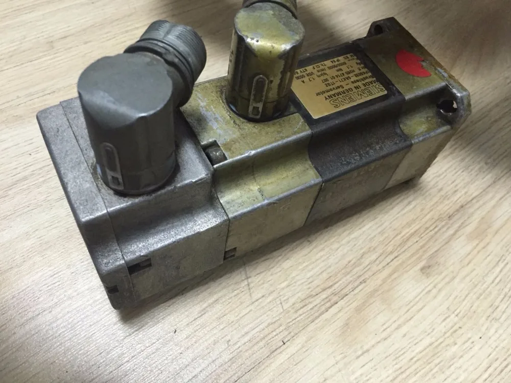 ИСПОЛЬЗУЕТСЯ 100% ТЕСТИРОВАНИЕ AC СЕРВОМОТОР 1FK6032-6AK71-1TG2 | Электронные компоненты и