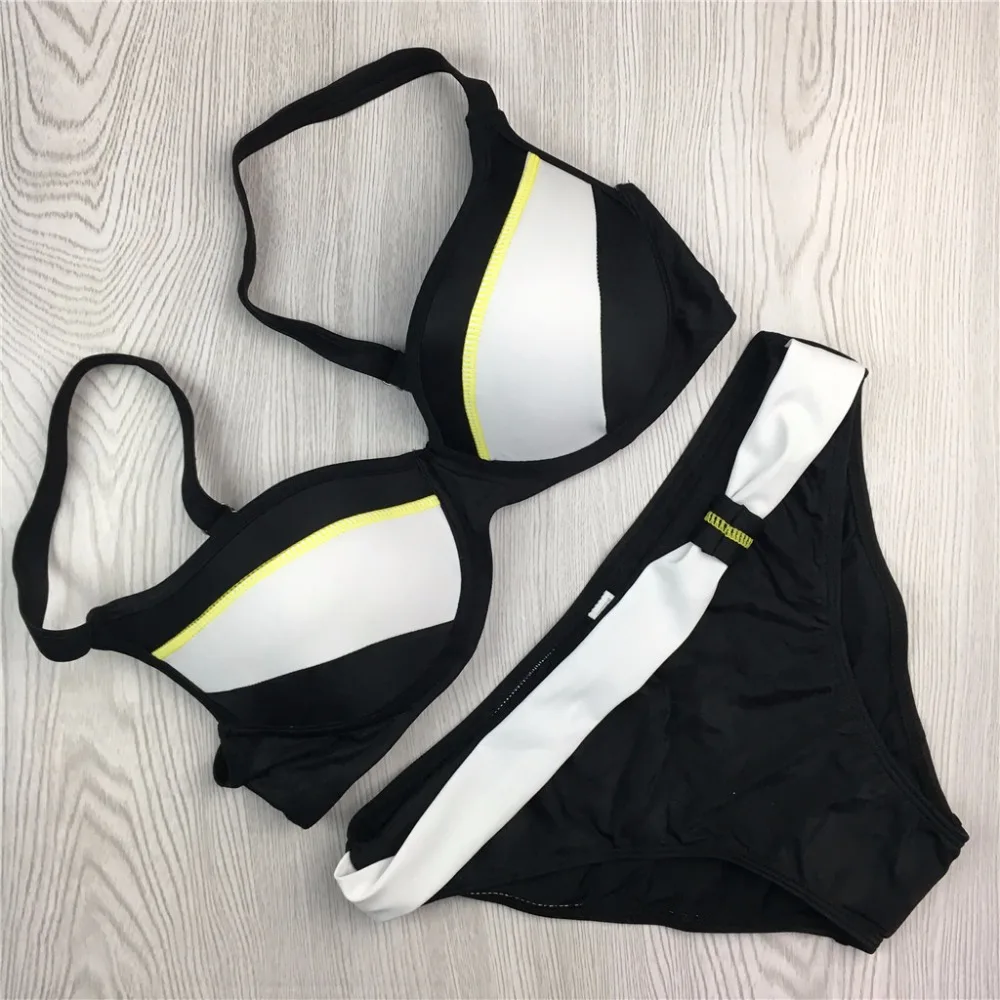 

2018 New Time-limited High Quality Nylon Steel Bracket Color Matching Swimsuit Sexy Triangle Hard Package Bikini Fission. Lady