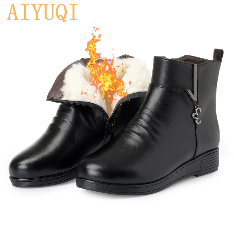 AIYUQI, женские зимние ботинки г. Новые зимние женские ботинки из натуральной кожи, большие размеры 35-43# модные ботинки для матери на плоской подошве
