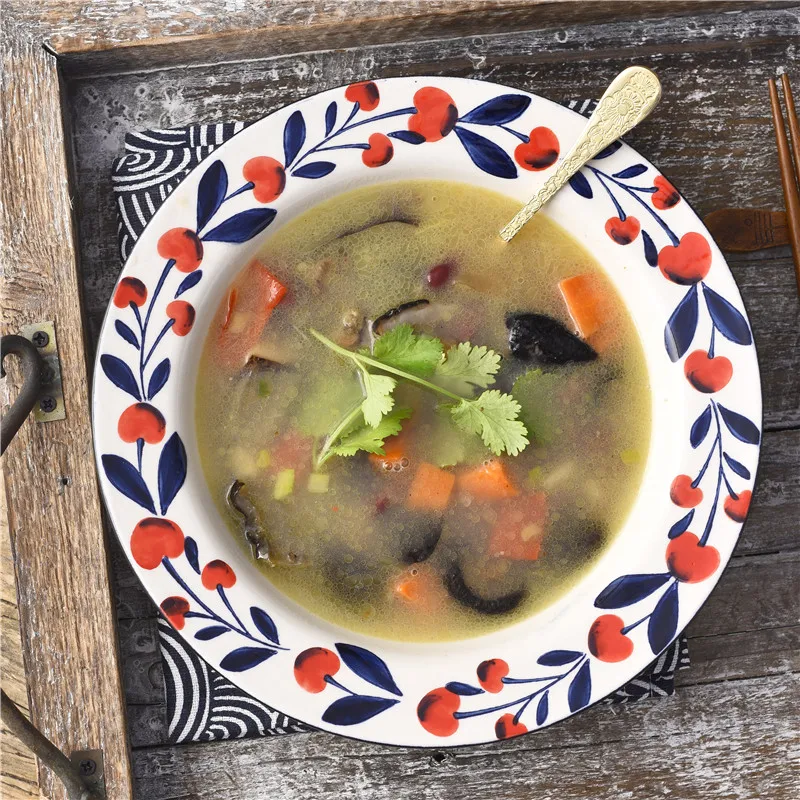 В форме соломенной шляпы обеденные тарелки блюда керамическая домашняя еда