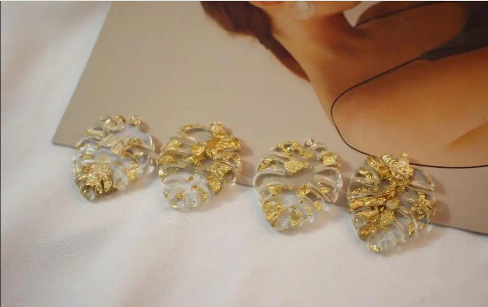 Новое поступление 30 шт./лот прозрачные акриловые бусины с пайетками в форме