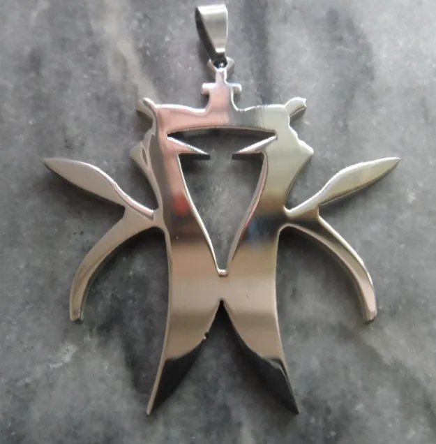 Лот 10 шт. большой Kottonmouth Kings 2 дюйма очаровательный кулон новый Kingspade,Twiztid, ICP, Potluck