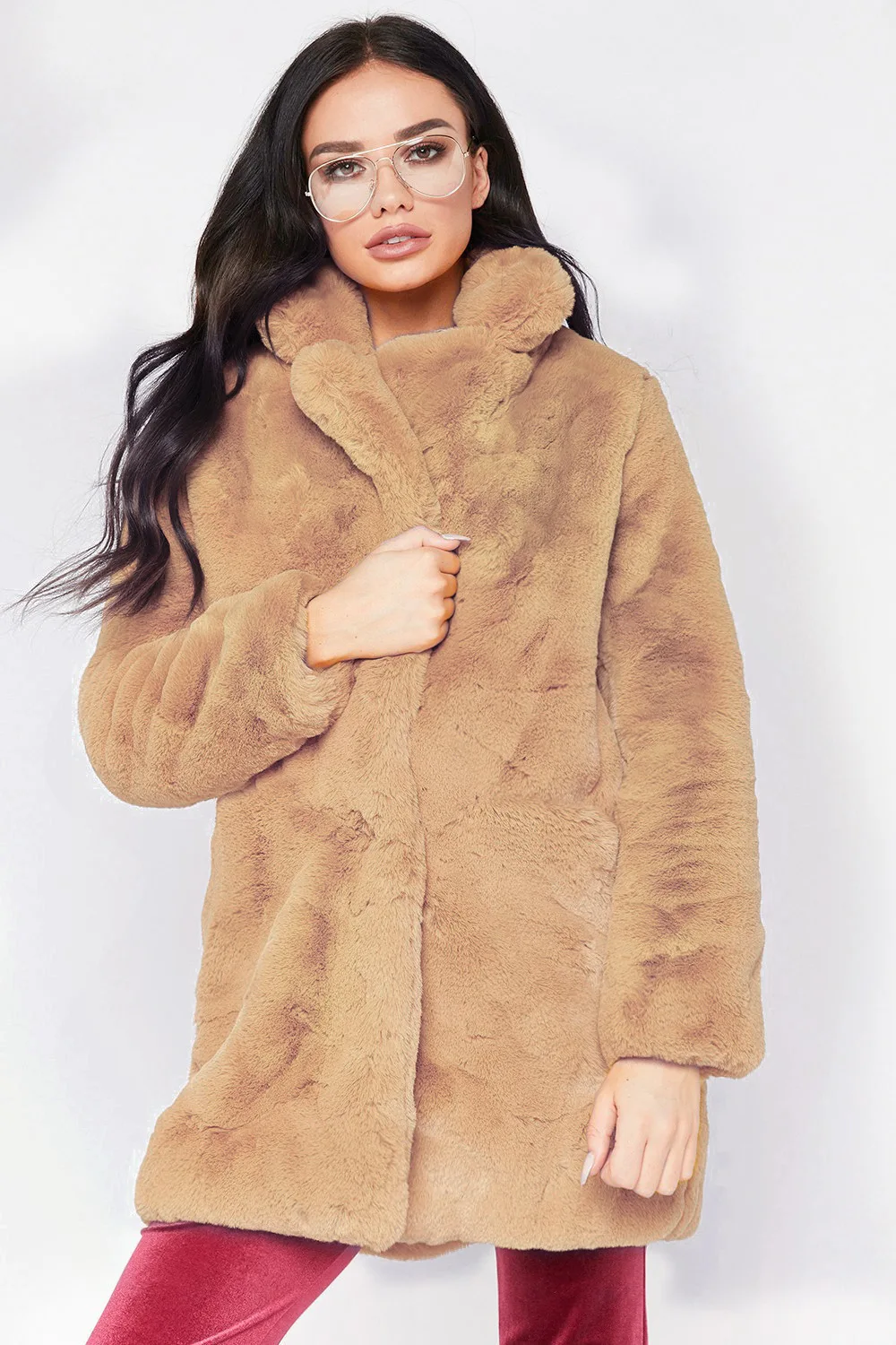 European fashion for women Faux fur coat 2019 Autumn winter warm plush Teddy jacket women Fur coat Large size coat party 1988