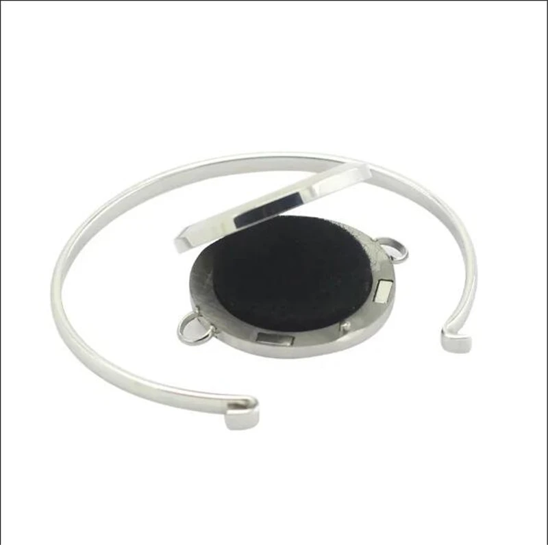 

Mix 7 designs Stainless steel Aromatherapy Hallowmas Floating Locket Bracelet Perfume Essential Oils Diffuser Locket Jewelry