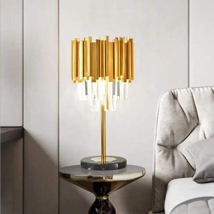 

Hong Kong-style light luxury crystal living room table lamp bedroom bedside lamp personality creative after the stainless steel