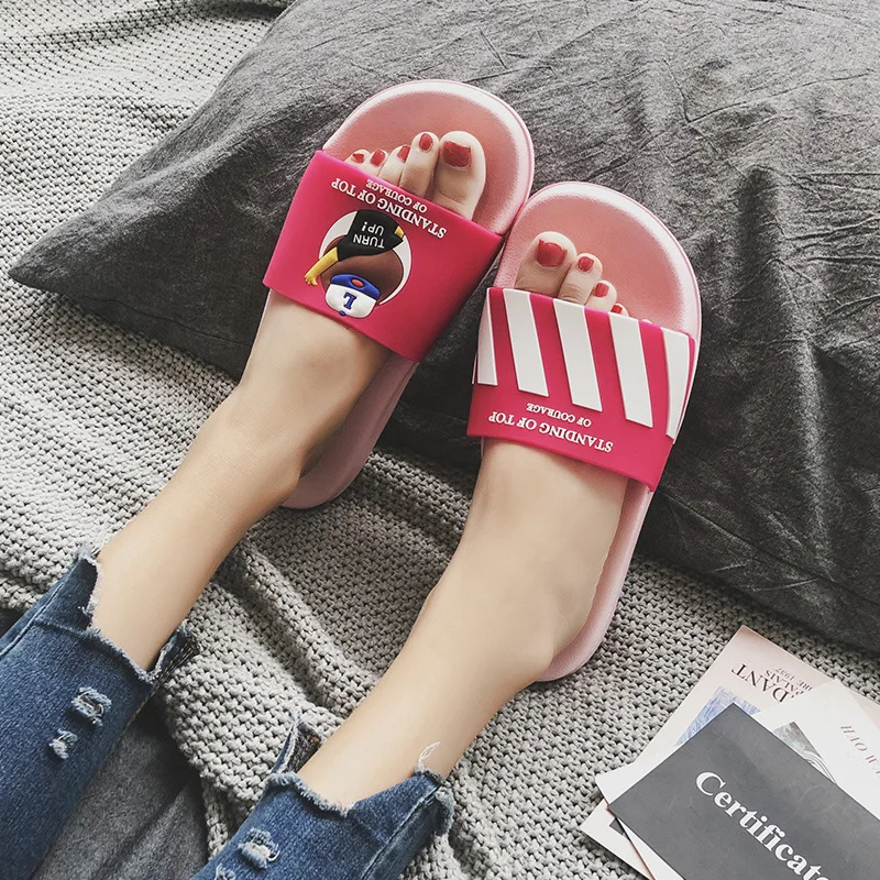 Милые женские шлепанцы с рисунками животных из мультфильмов летние для ванной на