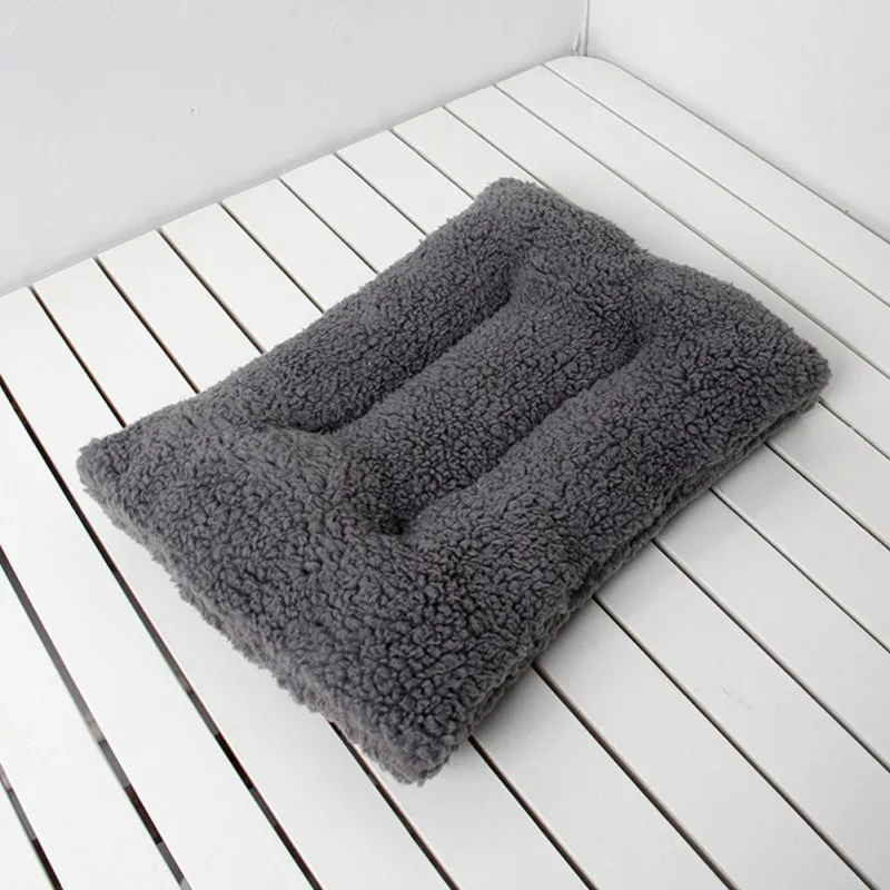 Маленький питомец укус устойчивый теплый Кровать Дом зимний спальный коврик для