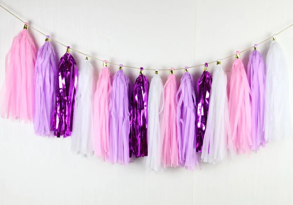 Розовый фиолетовый гирлянда из папиросной бумаги с кистями фон для свадебных