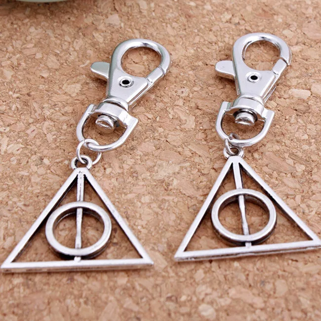 Брелок для ключей Луна свободные крылья смерти не вращающийся треугольный