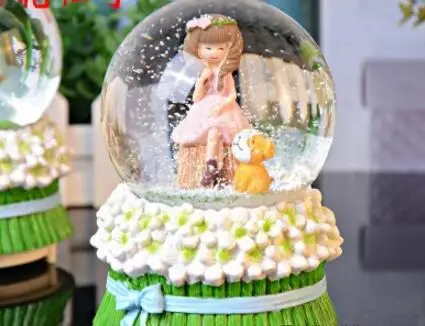 MXP + 714 Белоснежка хрустальный шар музыкальная шкатулка мигающие огни снежинки и