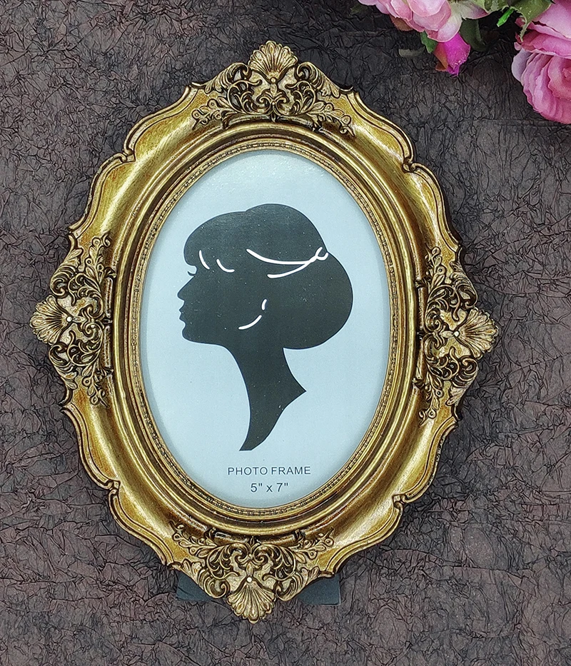 European retro old photo frame can be wall mounted classical oval photo frame carved antique copper gold decorative photo frame