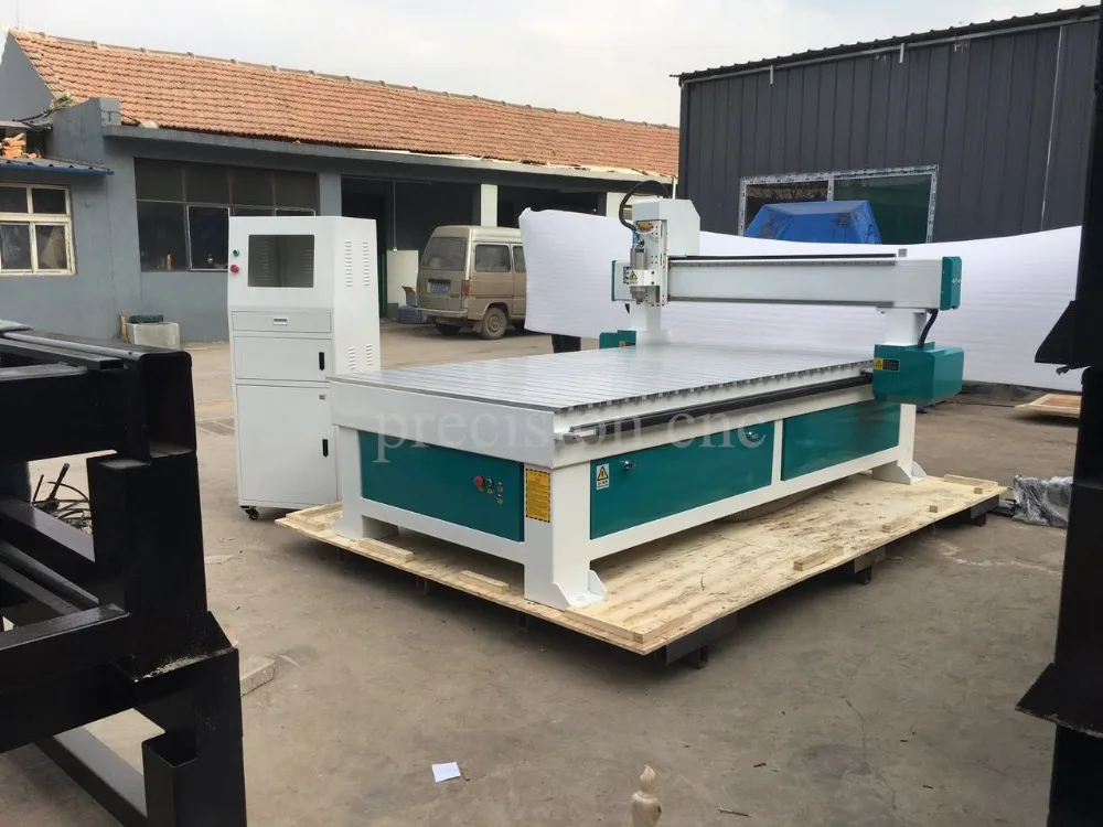 Точный высокоэффективный высококачественный фрезерный станок с ЧПУ для резки