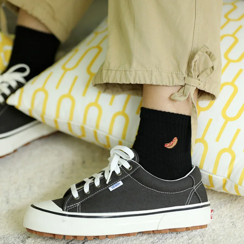 Женские носки с асимметричной вышивкой хлопок цвета на выбор | Носки