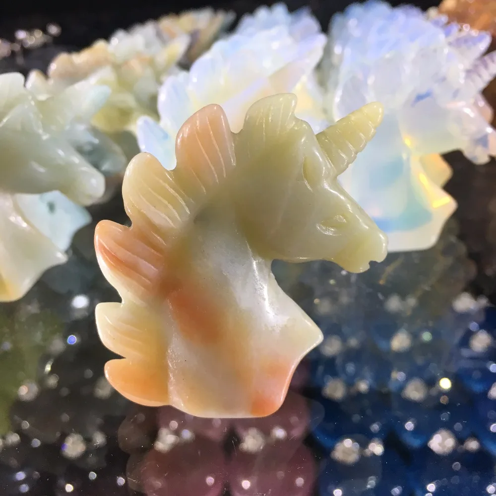 

2,0 "Природный Агат, кварц, искусственная резьба, головка лошади