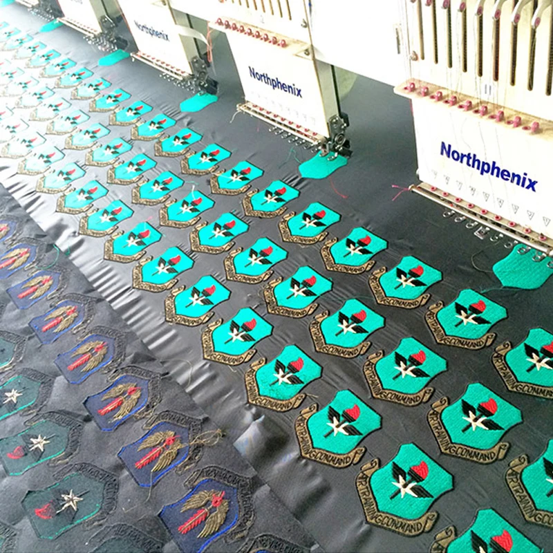 Меховая жилетка с капюшоном в английском стиле армейский зеленый цвет воротник