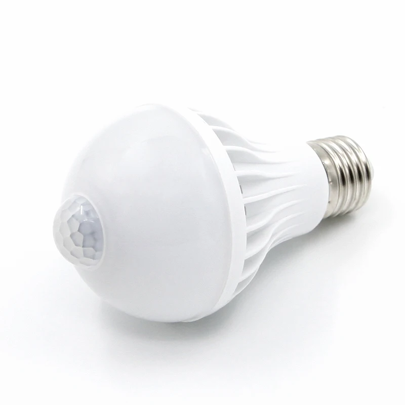 Светодиодный лампы движения PIR Сенсор Автоматическая умная лампа E27 220 V 5 Вт 7 12