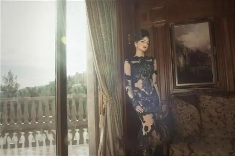 

Attractive Black Lace O-Neck Evening Dress Regular Long Sleeves Appliqued Activity Dress Floor-Length Mermaid Vestido De Festa