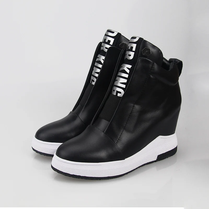 Женские кожаные кроссовки черные или белые полусапожки из натуральной кожи на