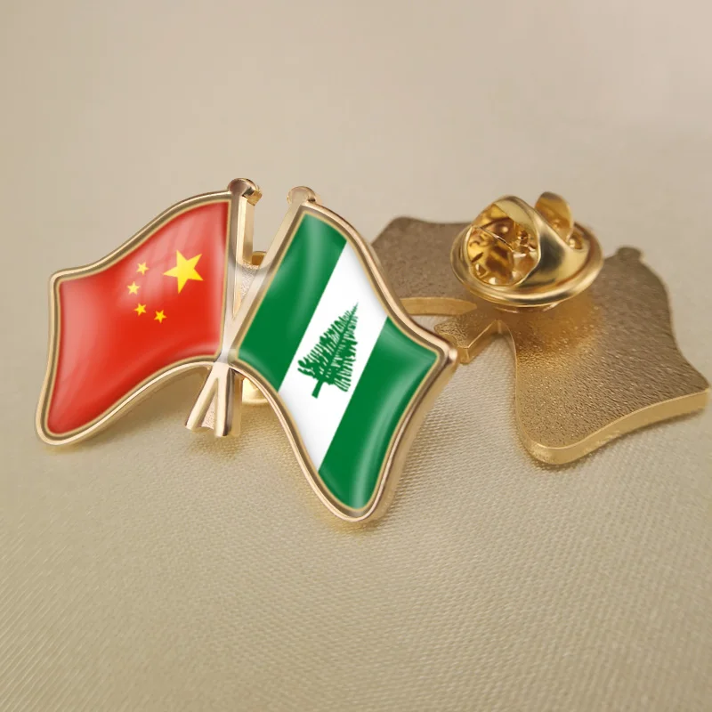 

China and Norfolk Island Crossed Double Friendship Flags Lapel Pins Brooch Badges