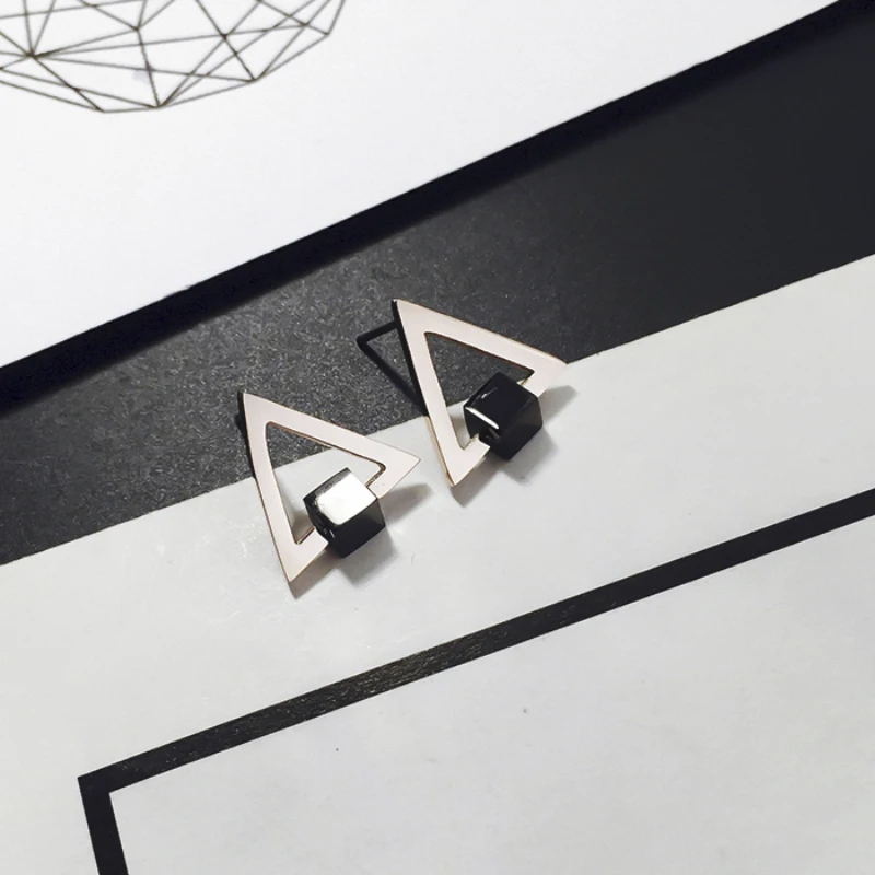Meicialandat 2019 Jewelry triangular Stud Earrings For Women Christmas earrings for women fashion earring stud Earring | Украшения и