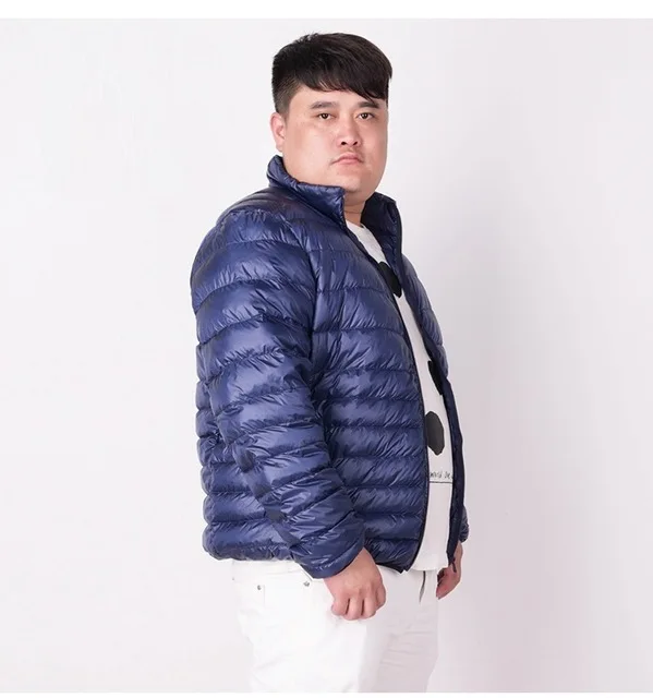 Navy blue Толстый большой размер 5XL 6XL 7XL ультра светильник пуховик белый утиный пух теплый стоячий воротник короткий Мужской светильник - Цвет: Navy blue
