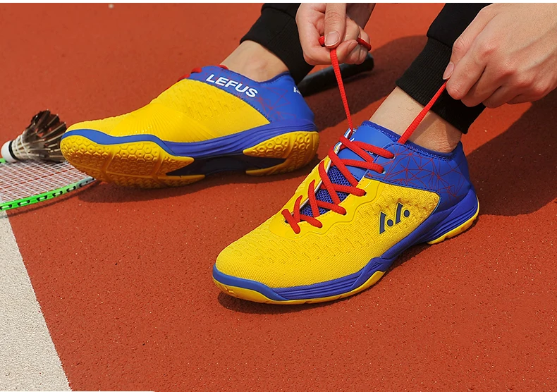 Badminton Shoes Breathable Mesh Sneakers New Men Women Badminton Training Shoes Outdoor Sports Badminton Shoes