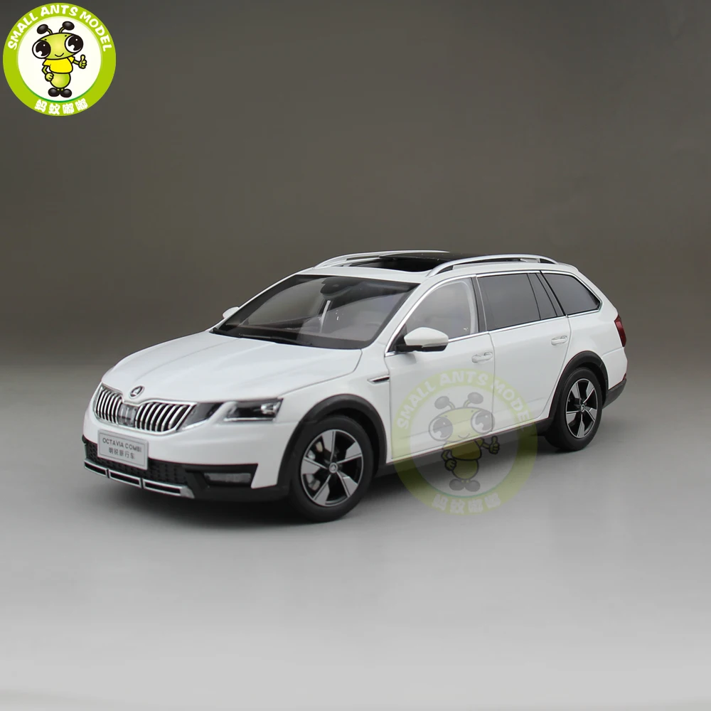 

1/18 Octavia Combi Wagon Diecast Metal CAR MODEL Toy Girl Boy Birthday gift White