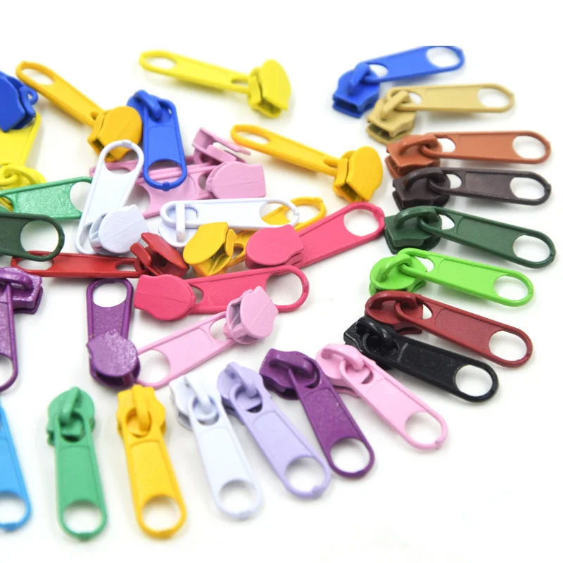 Металлический слайдер на молнии для нейлоновой 3 # многоцветной язычок застежки