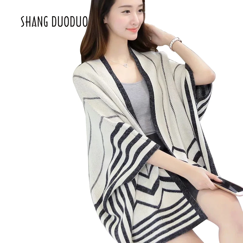 2017 Новая Осень Зима Корейский шаль Batwing Рукава женская Вязание Свитера Кардигана