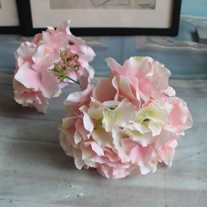 Искусственные цветы 12 веток яркие европейские большого размера Гортензия