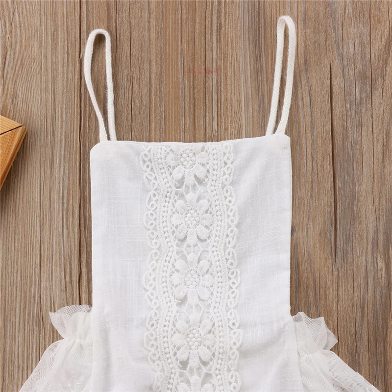 Милая Кружевная одежда для маленьких девочек белый кружевной Цветочный