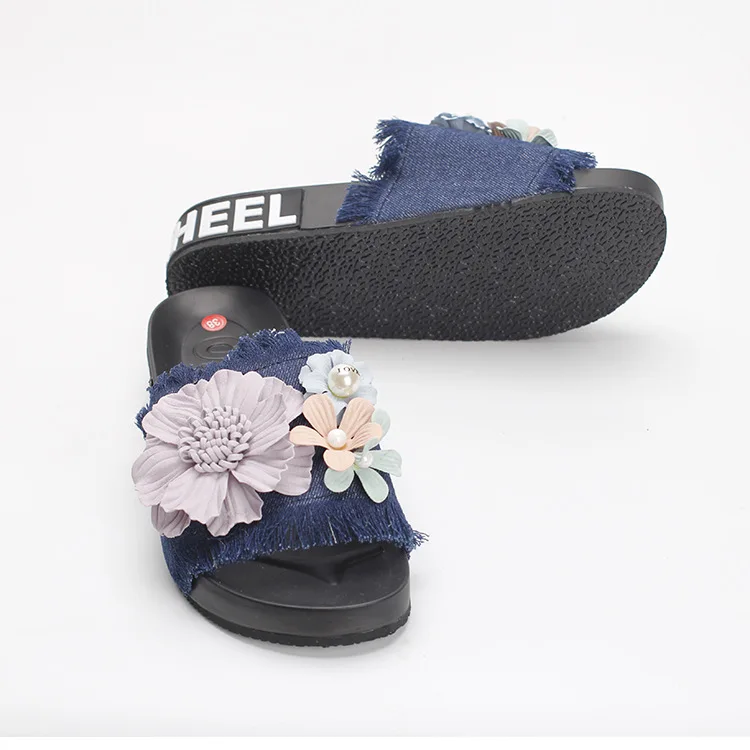 Женские джинсовые шлепанцы сандалии на платформе с цветочным принтом надписью