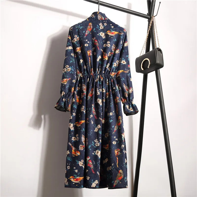 Женское вельветовое платье с поясом на резинке и воротником стойкой|Женские