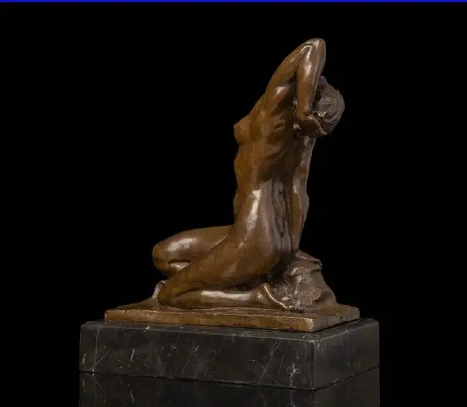 Статуэтка из бронзы и меди с мраморной основой статуэтка обнаженной женщины 10