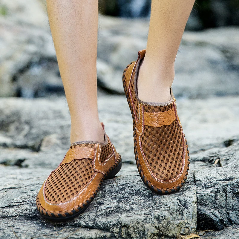 Мужские сетчатые дышащие туфли ARUONET коричневые брендовые слипоны из лоскутной