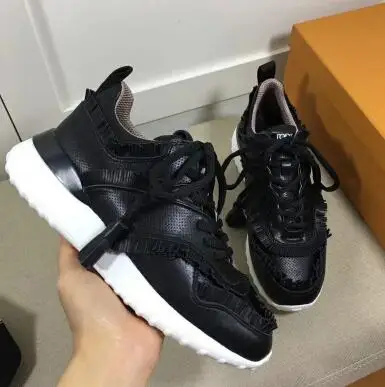 Черный Осенняя женская обувь модные Sportschoenen дамские кроссовки женские обувь ulzzang смешанные цвета повседневная спортивная обувь для женщин s - Цвет: Черный