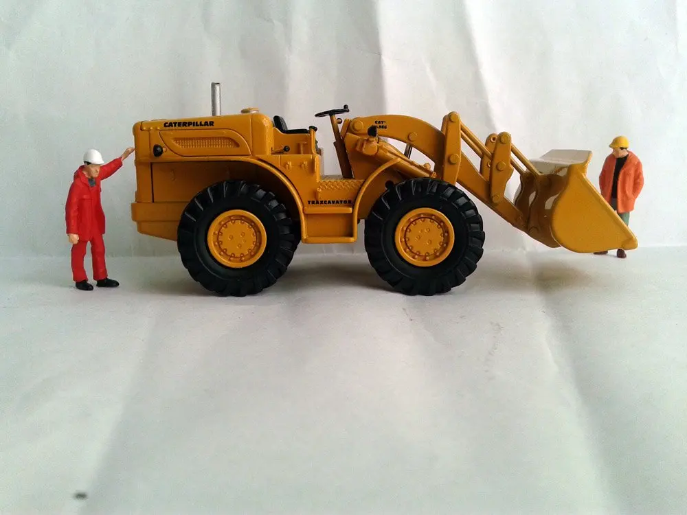 N-55232 1:50 кошка 966A Traxcavator игрушка |