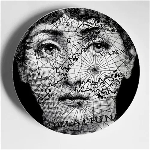 Изысканная тарелка Fornasetti, украшение из фарфора, декоративные тарелки для бара, офиса, кофейни, декоративные тарелки в стиле ретро - Цвет: 12