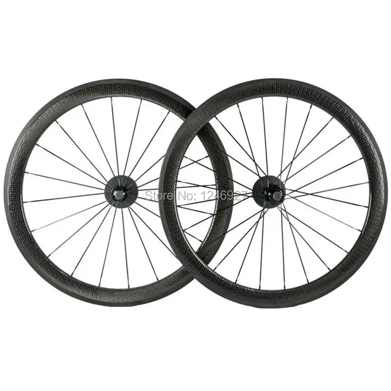 

Китайские Углеродные колеса 50 мм Глубина 25 мм ширина ямочка поверхность углеродная Сыворотка для шоссейного велосипеда T700 полностью углер...