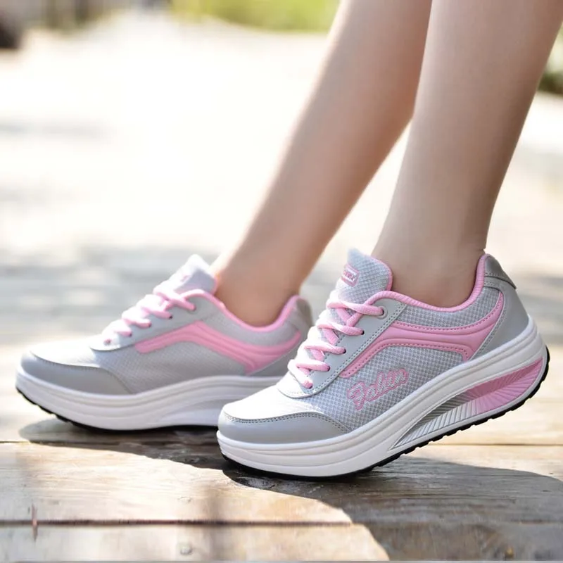 Женские кроссовки на платформе VTOTA легкие дышащие водонепроницаемые туфли