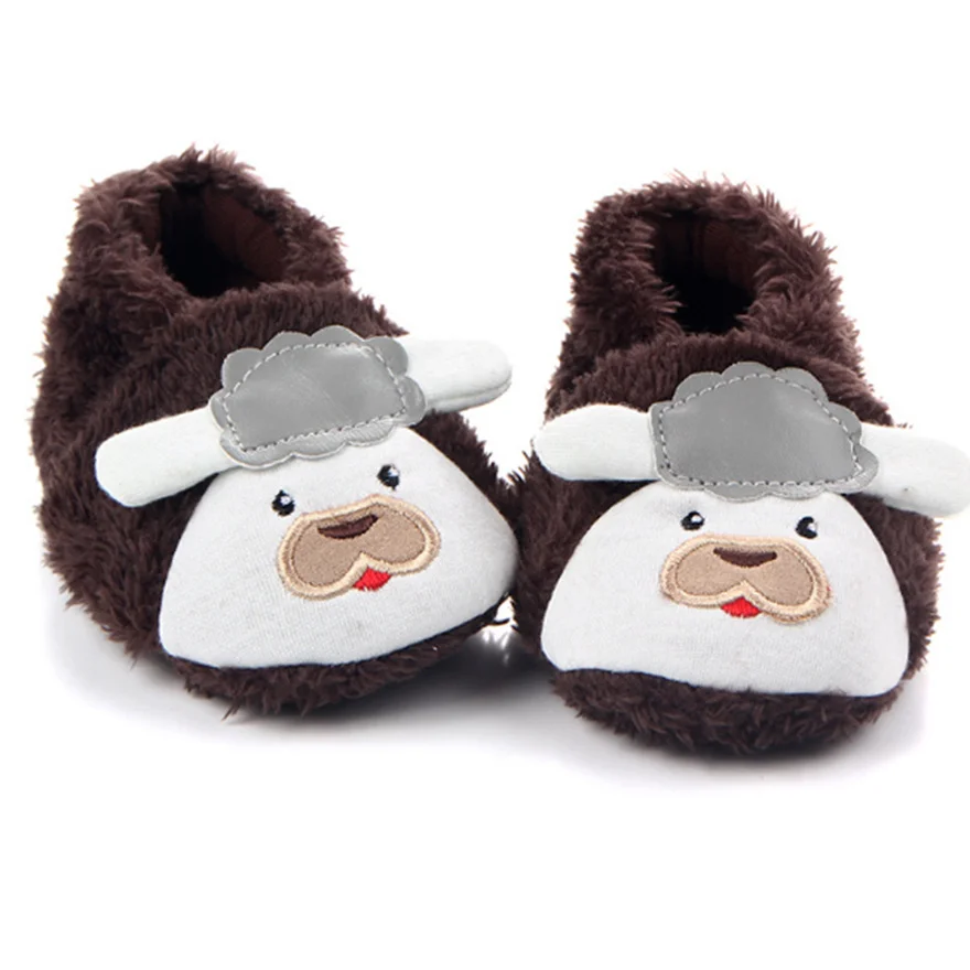 Теплые детские собачьи туфли из мягкого плюша для мальчиков-младенцев для домашней колыбели, в которых первые шаги, ботиночки для новорожденного мальчика.