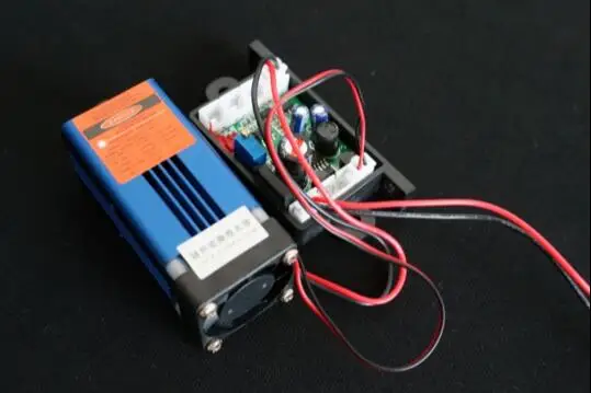 

635nm/638nm 500mW orange red laser module / air cooled TTL modulation