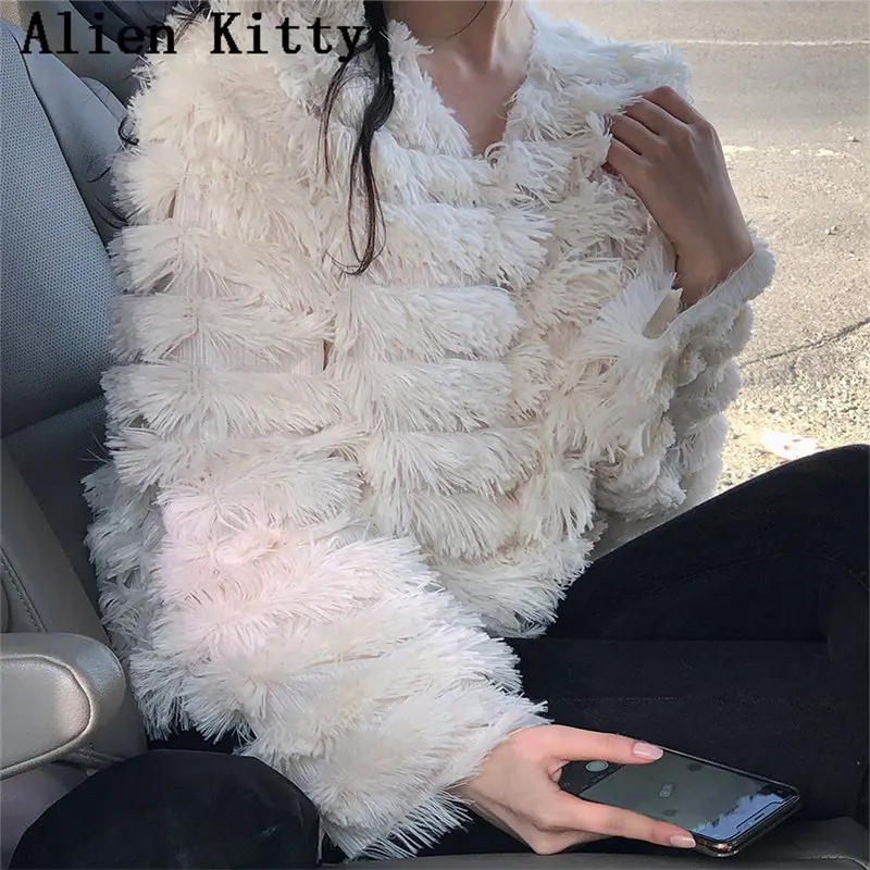Alien Kitty элегантные пуловеры с кисточками хит продаж высокое качество v-образный