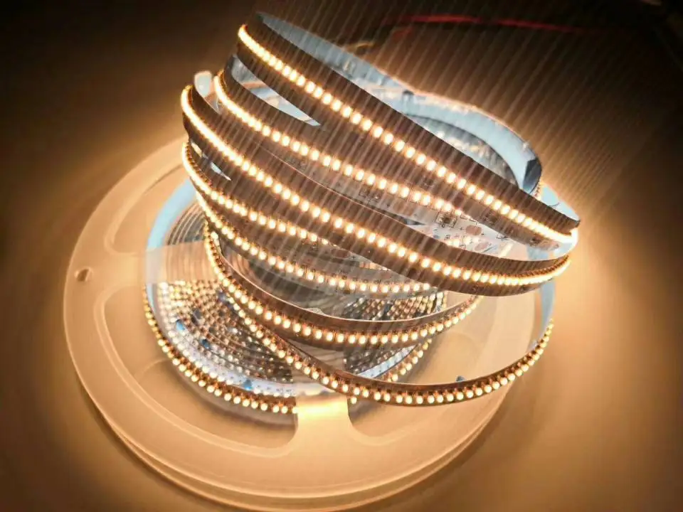 Светодиодная лента [Seven Neon] 5 м 2110 светодиодов/м 21 цвет суперъяркая 90 CRI IP20 IP65 IP67